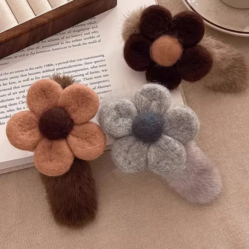 PIARA Resin Felt Hair Clips Women's-9