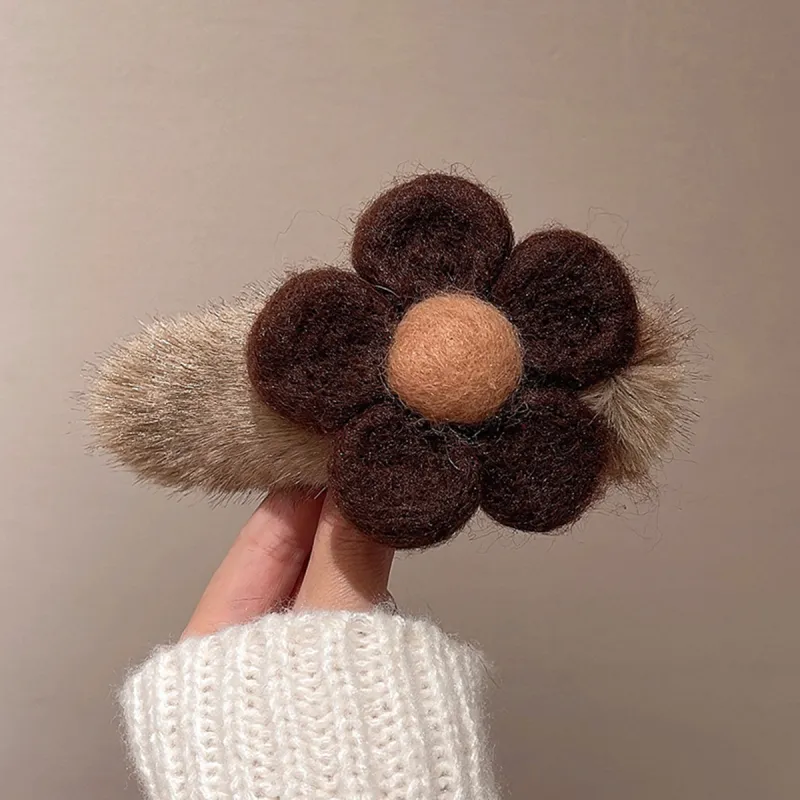 PIARA Resin Felt Hair Clips Women's-8