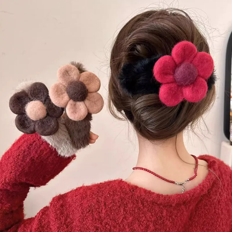 PIARA Resin Felt Hair Clips Women's-12