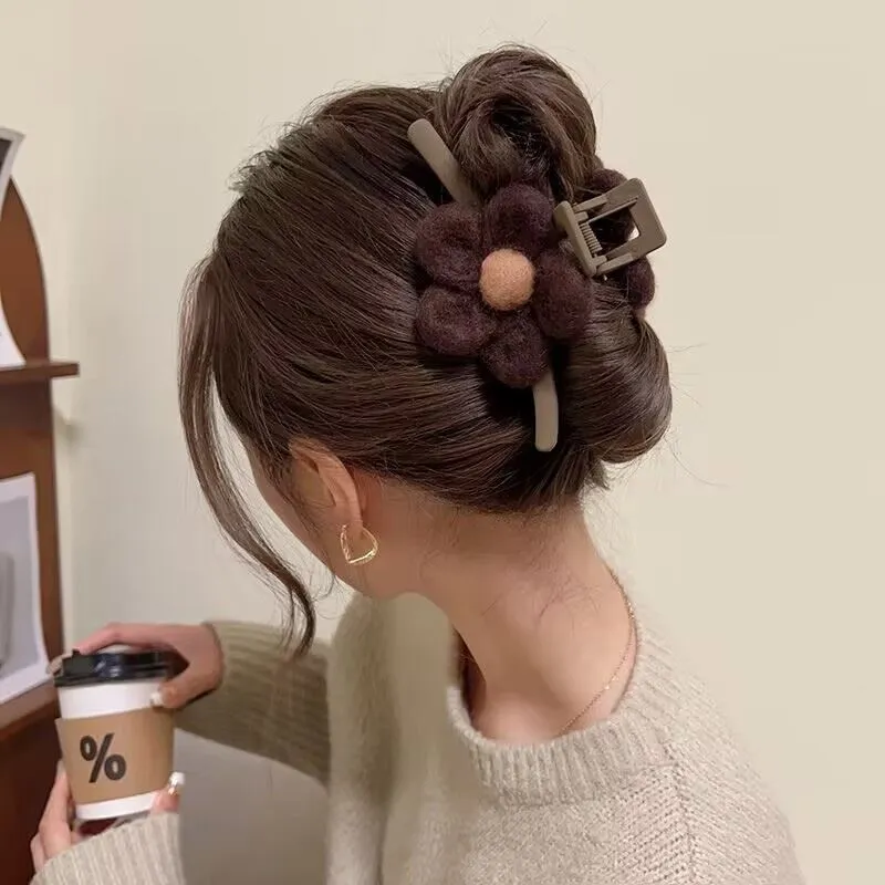 SENDME Hair Clips Women's-11