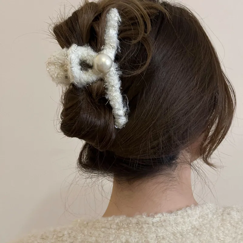 SENDME Acrylic, Plush, Faux Pearl Hair Clips Women's-3