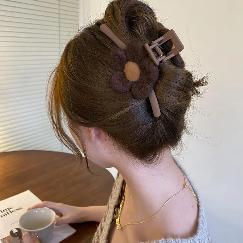 SENDME Hair Clips Women's-13