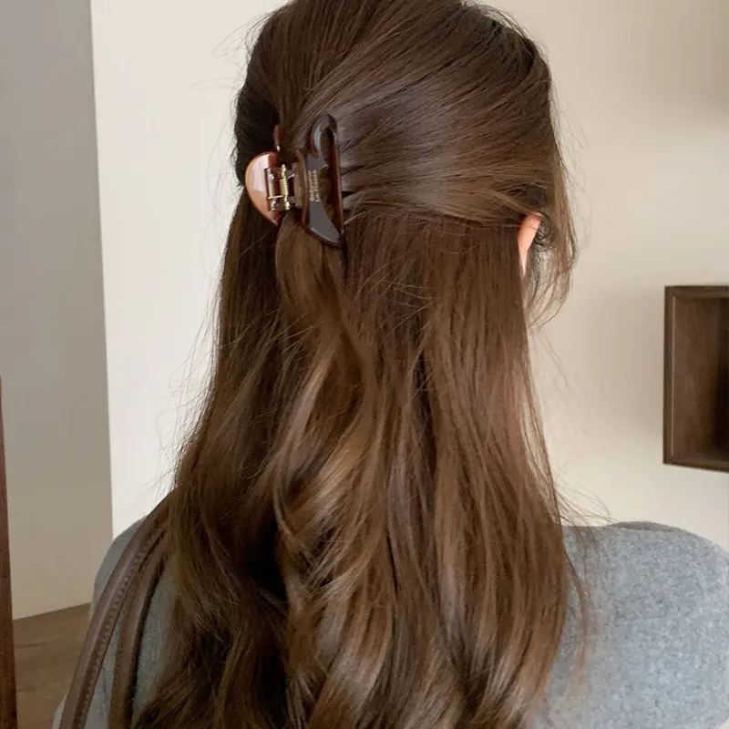 SENDME Acrylic Hair Clips Women's-8