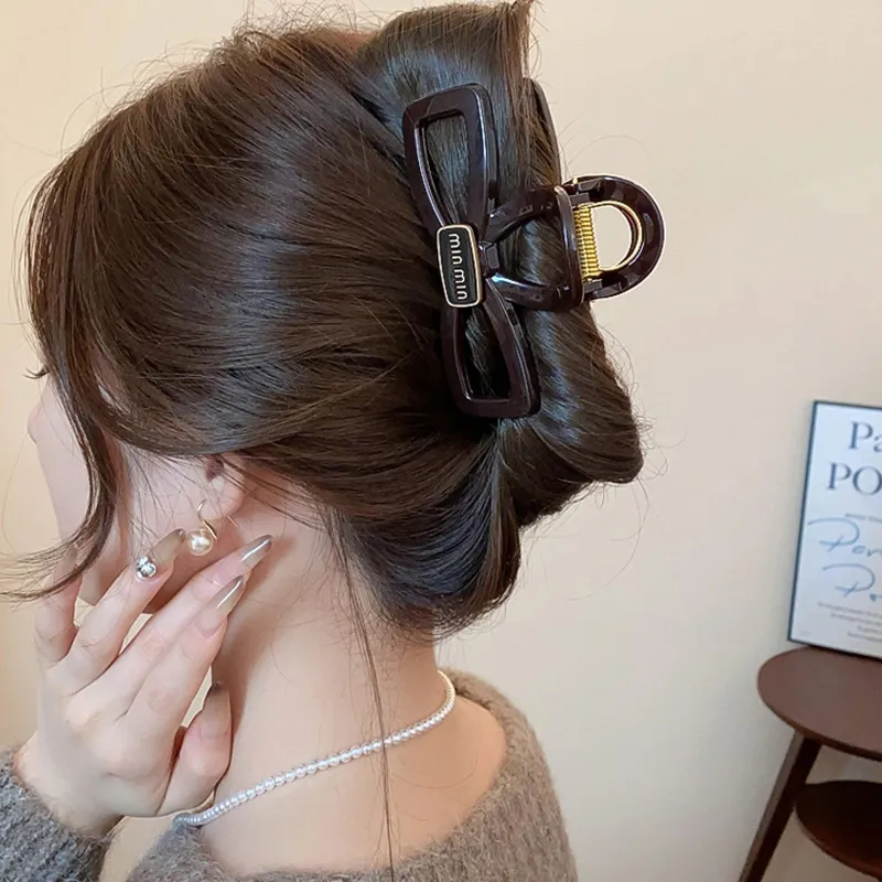 SENDME Acrylic Hair Clips Women's-4