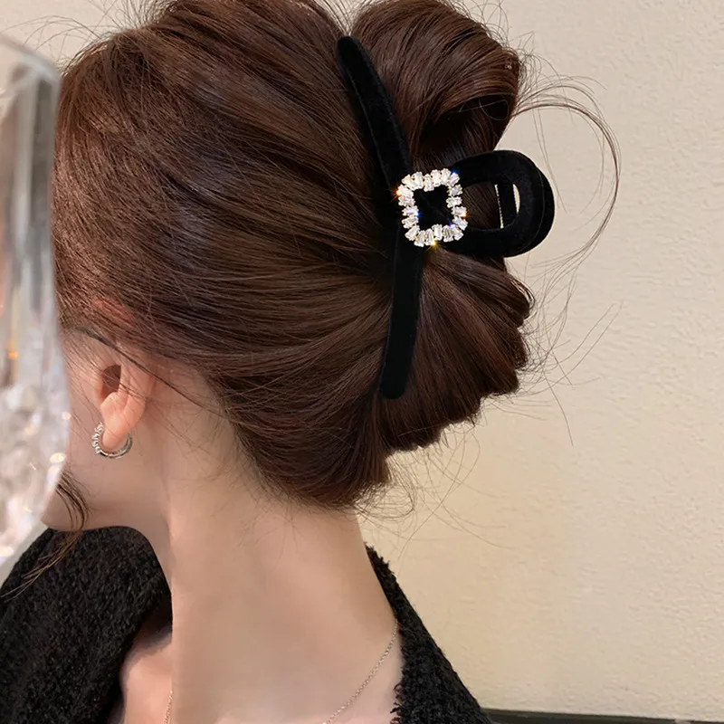 SENDME Hair Clips Women's-1