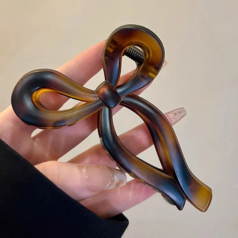 SENDME Acrylic Hair Clips Women's-2