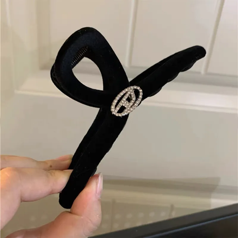 SENDME Hair Clips Women's-3