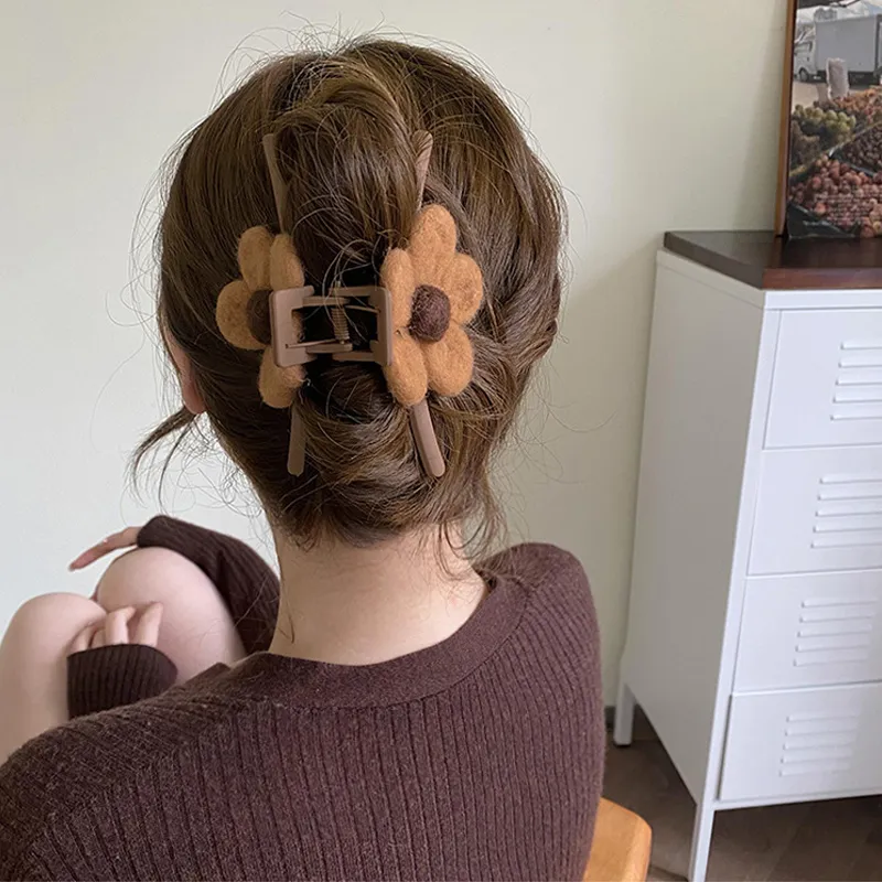 SENDME Hair Clips Women's-4