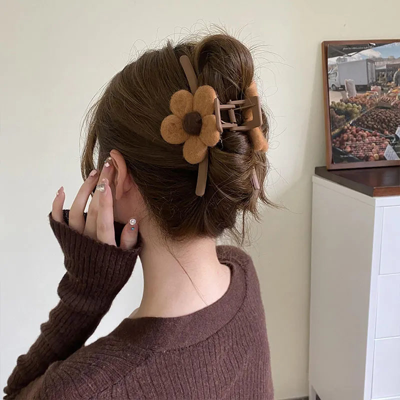 SENDME Hair Clips Women's-5