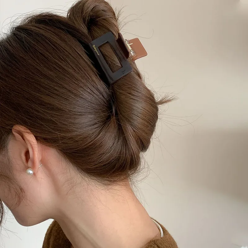 SENDME Acrylic Hair Clips Women's-9