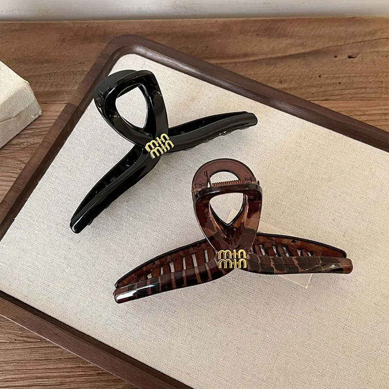 SENDME Acrylic Hair Clips Women's-9