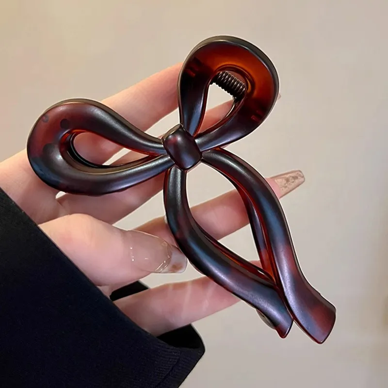 SENDME Acrylic Hair Clips Women's-12