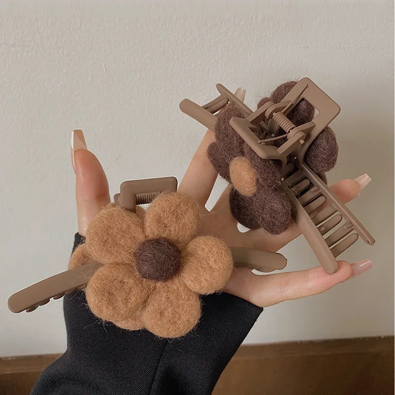 SENDME Hair Clips Women's-6