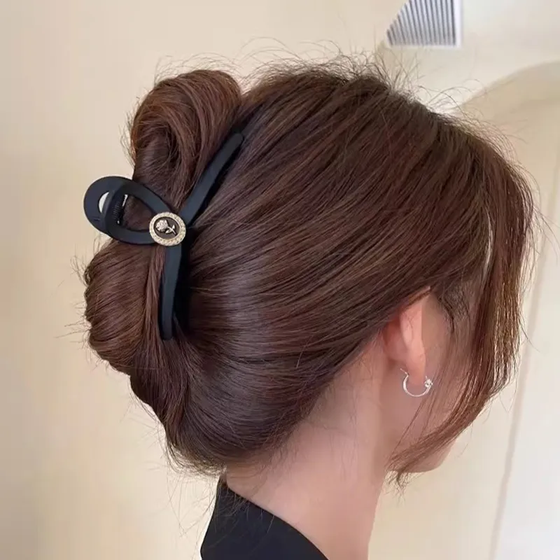 SENDME Hair Clips Women's-3