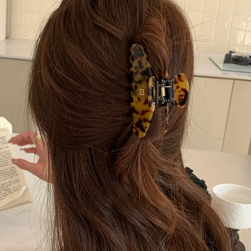 SENDME Hair Clips Women's-11