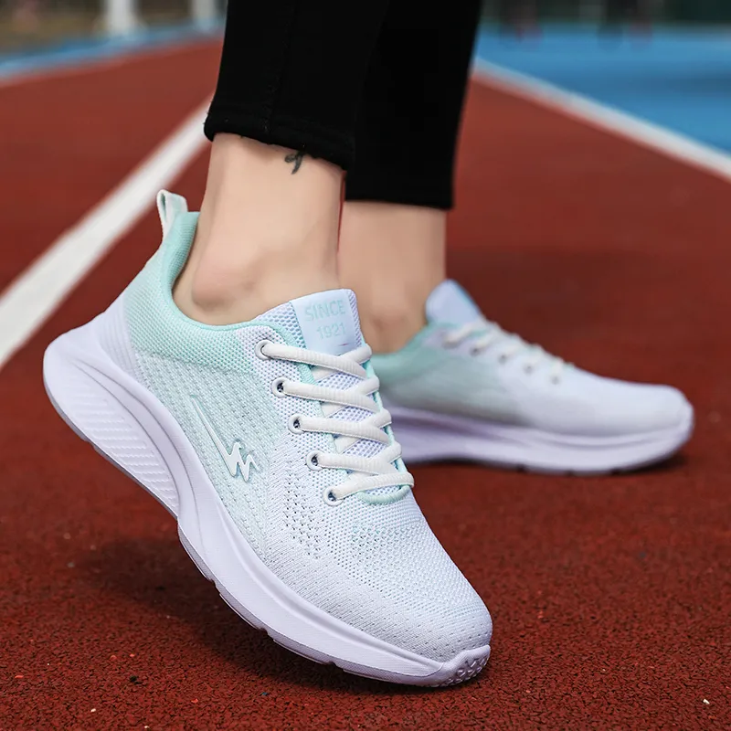 DOUBLE STAR 88 Breathable And Lightweight Low Top Running Shoes Women's Mint Green-2