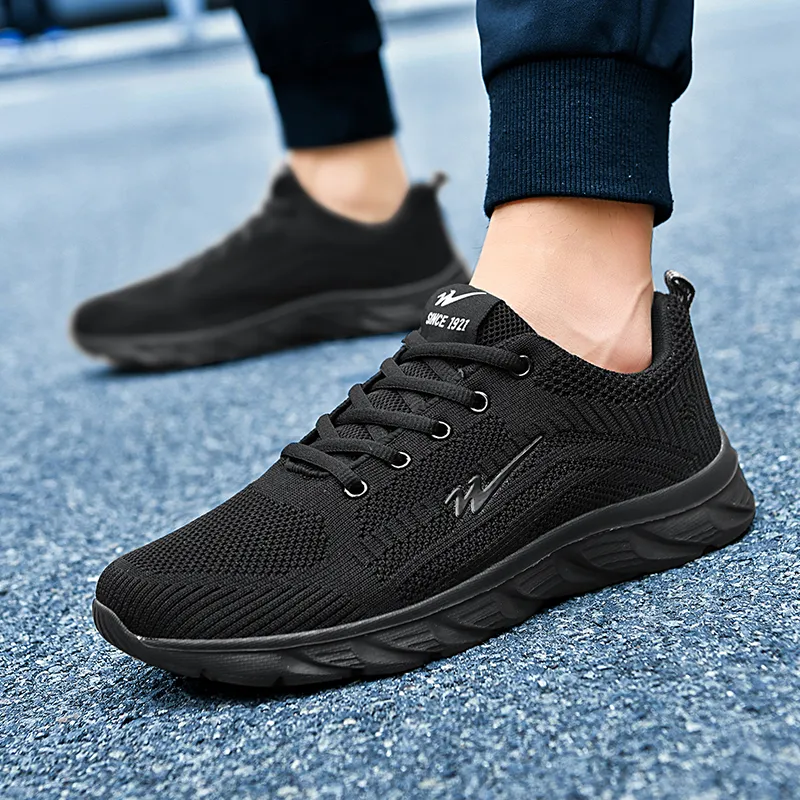 DOUBLE STAR 88 Slip Resistant Cushioning Low Top Running Shoes Men's Black-6