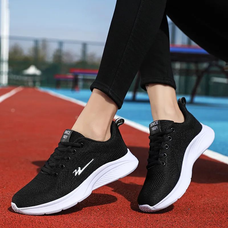 DOUBLE STAR 88 Breathable Lightweight Low Top Running Shoes Women's Black White-2
