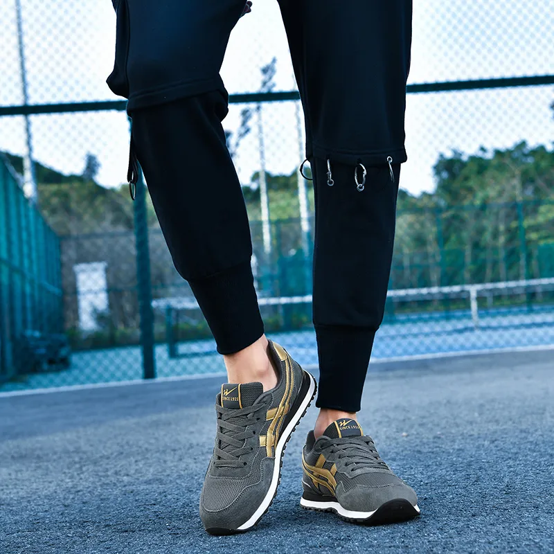 DOUBLE STAR 88 Breathable Low Top Running Shoes Men's Carbon Gray Gold-8