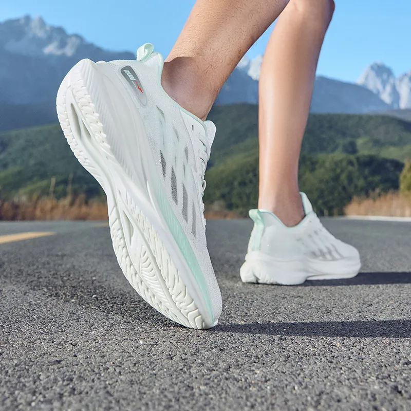 Erke Cushioning Lightweight Low Top Sprint Running Shoes Men's Erke White Bubble Green-6