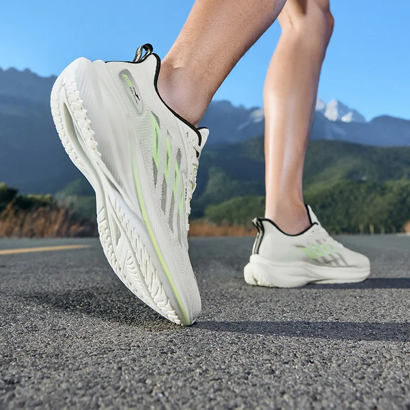 Erke Cushioning Lightweight Low Top Running Shoes Men's White Green Black-5