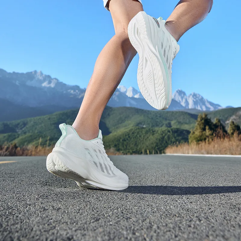 Erke Cushioning Lightweight Low Top Sprint Running Shoes Men's Erke White Bubble Green-7