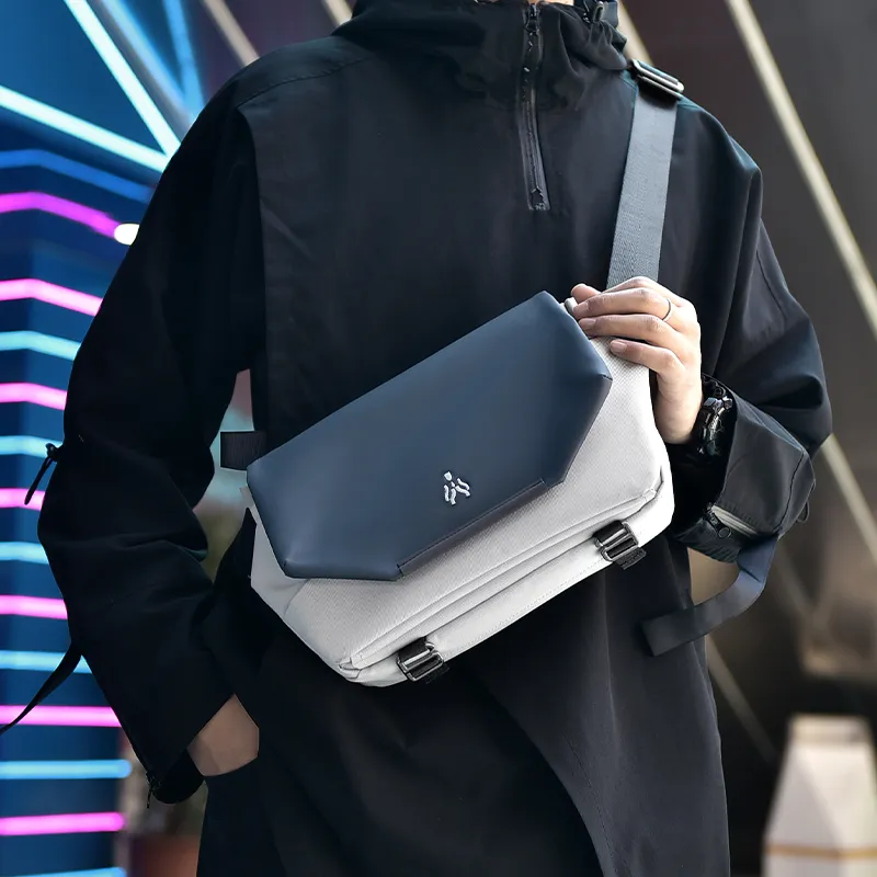 Elsvet Crossbody Bags-8