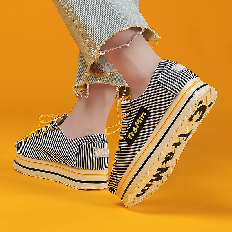 TT&MM Abrasion Resistant Lightweight Breathable Quick Dry Waterproof Slip Resistant Low Top Canvas Shoes Women's Black-5