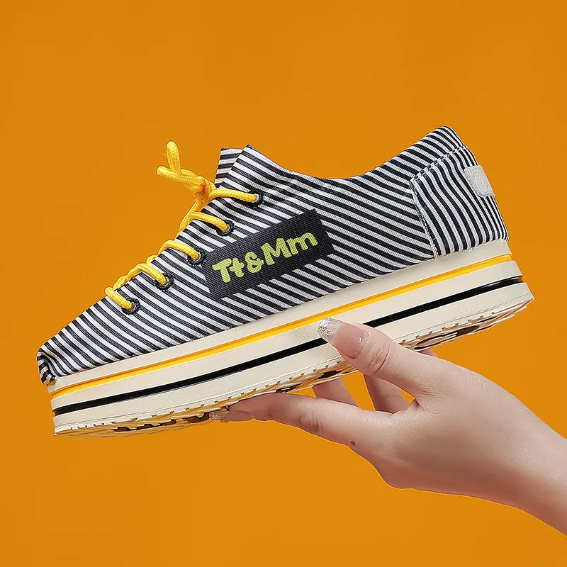 TT&MM Abrasion Resistant Lightweight Breathable Quick Dry Waterproof Slip Resistant Low Top Canvas Shoes Women's Black-4
