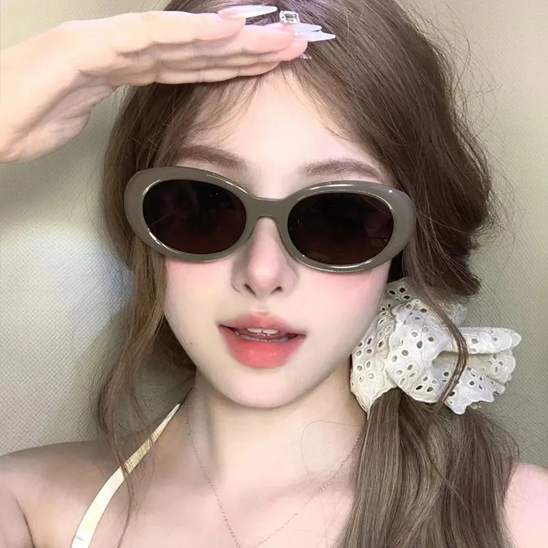 Prsr Plate Frame Oval Sunglasses Unisex-12
