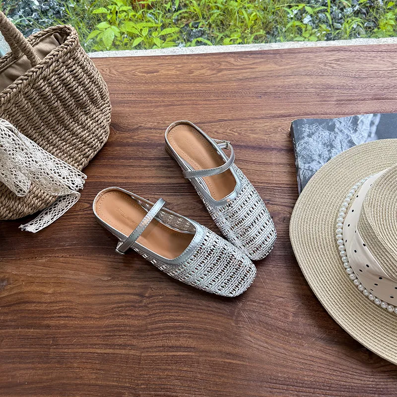 STELLA WEISZ Quick Dry Closed Toe Slippers Women's-6