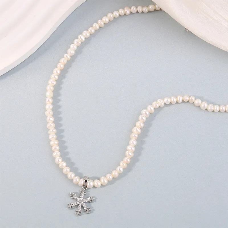 Taste The Color Pearl Necklaces Women's-5