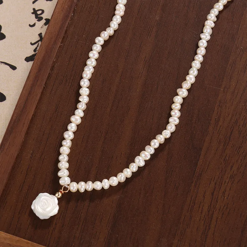 Taste The Color Pearl Necklaces Women's-4