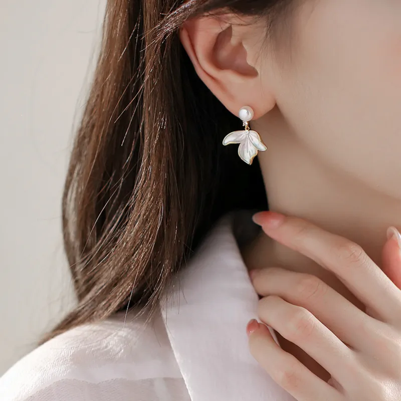 Taste The Color Freshwater Pearl Clip On Earrings Women's-3