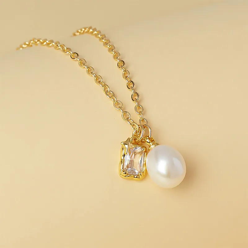 Taste The Color Pearl Necklaces Women's-2