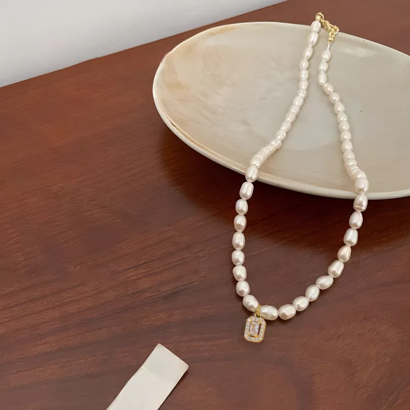 Taste The Color Pearl Necklaces Women's-5