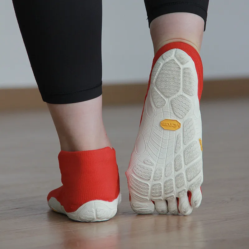 Vibram Fty Slip-Resistant Support Lightweight Quick-Dry Mid-Top Training Shoes Men's Red-4
