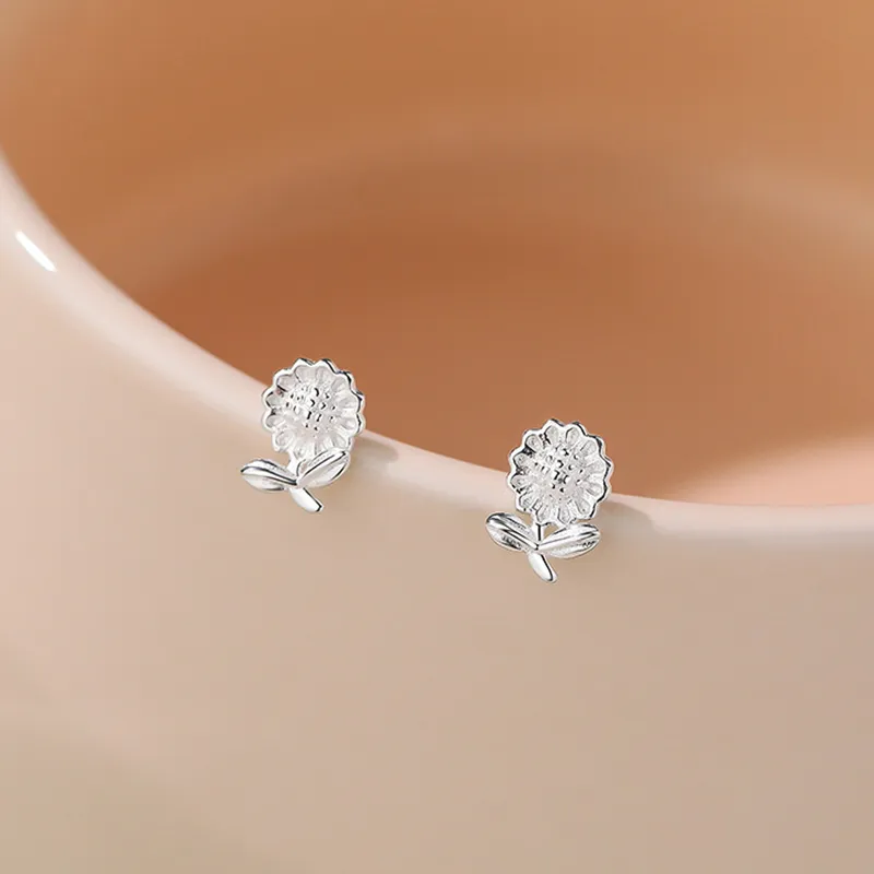 Heart Grass S925 Silver Stud Earrings Women's-2