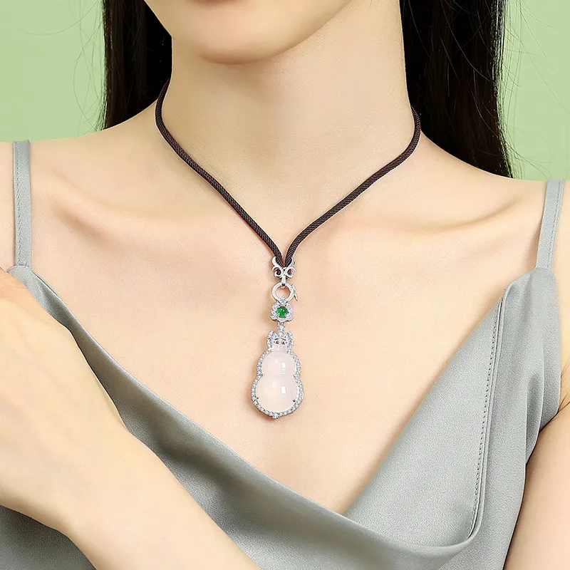 Heart Grass Chalcedony Jade Necklaces Women's-3