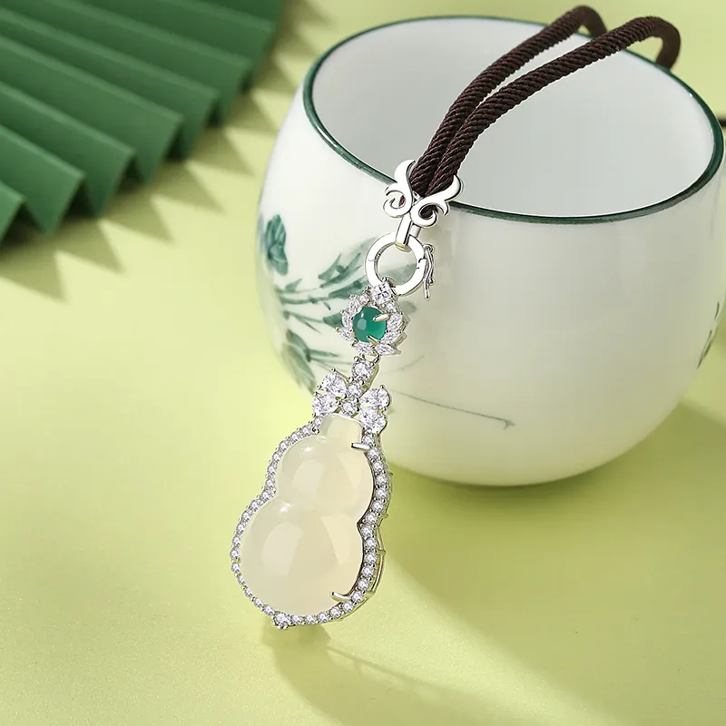 Heart Grass Chalcedony Jade Necklaces Women's-2