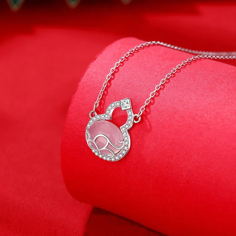 Heart Grass Chalcedony Jade Necklaces Women's-2