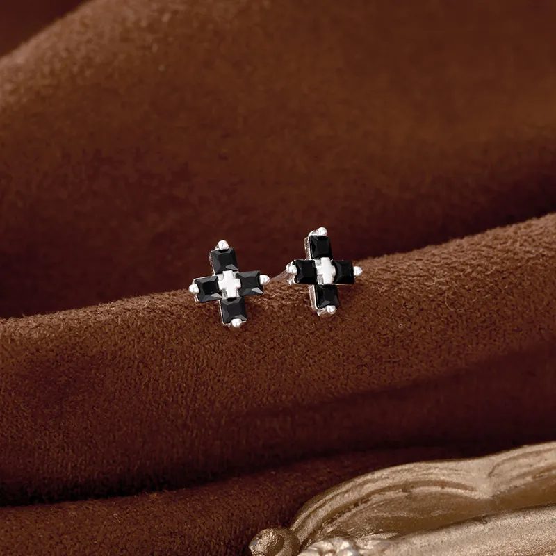 Heart Grass 999 Fine Silver Stud Earrings Women's-1