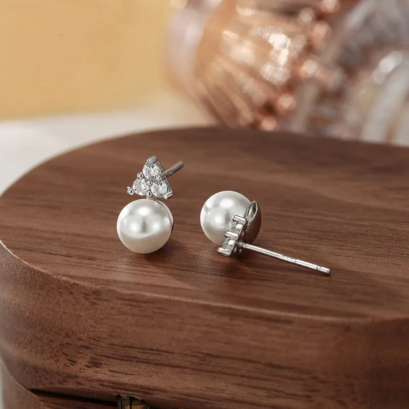 Heart Grass S925 Silver Stud Earrings Women's-2