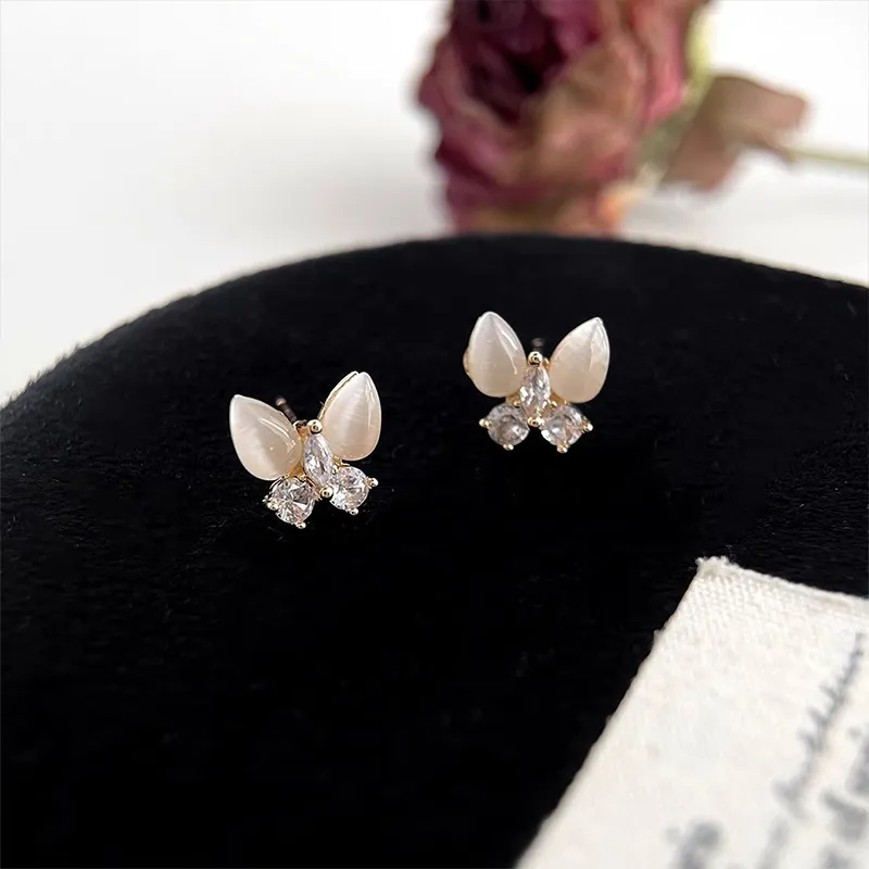 Heart Grass S925 Silver Stud Earrings Women's-1