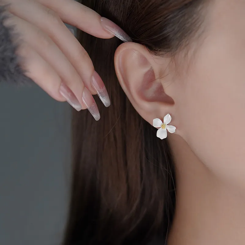 Heart Grass S925 Silver Stud Earrings Women's-4