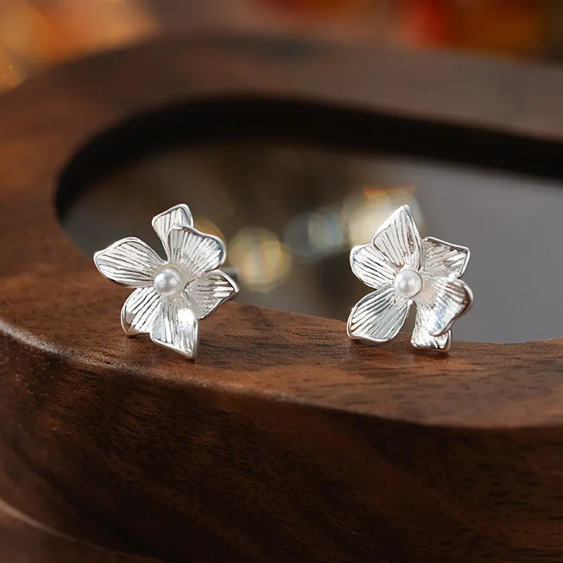 Heart Grass 999 Fine Silver Stud Earrings Women's-1
