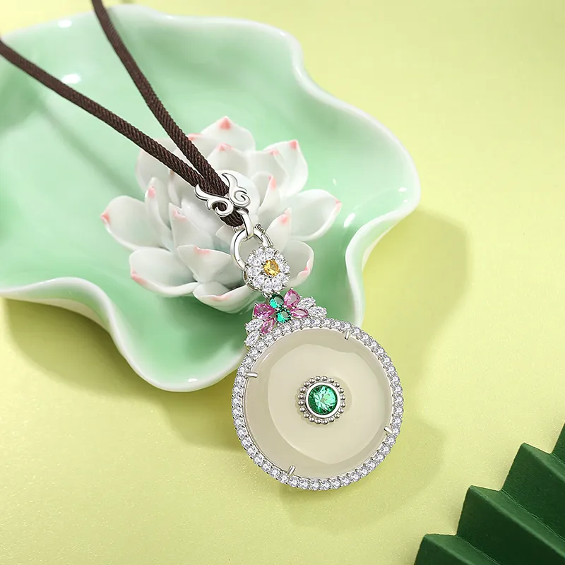 Heart Grass Chalcedony Jade Necklaces Women's-2