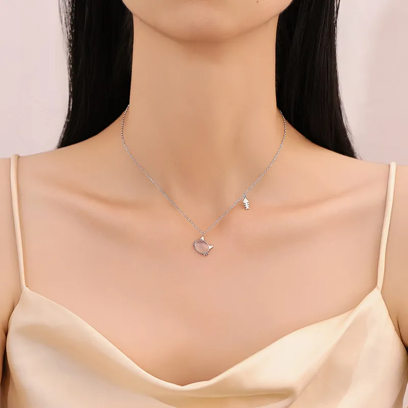 Heart Grass Chalcedony Necklaces Women's-3