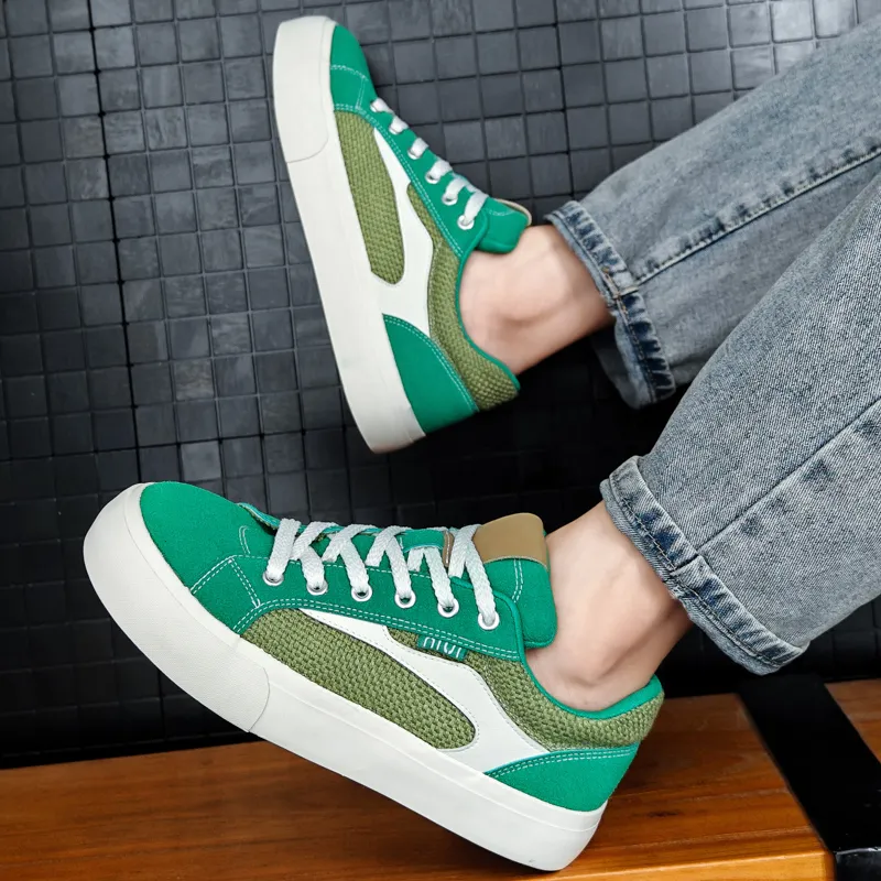 Wooden Rabbit Anti Slip Wear Resistant Low Top Skateboard Shoes Men's-9