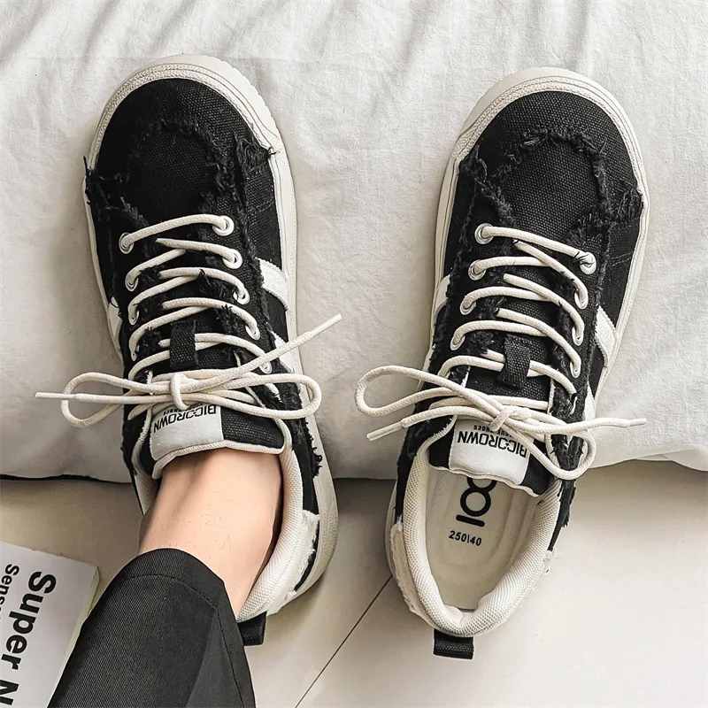 Wooden Rabbit Low Top Skateboard Shoes Men's-13